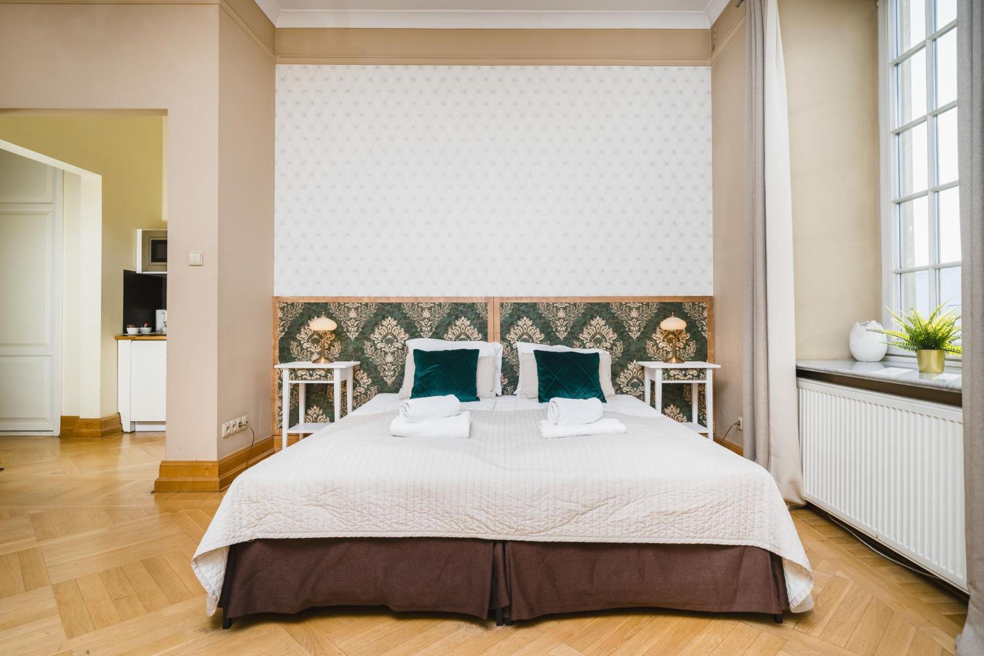 Apartamenty W Palacu Pod Baranami Krakkó Kültér fotó