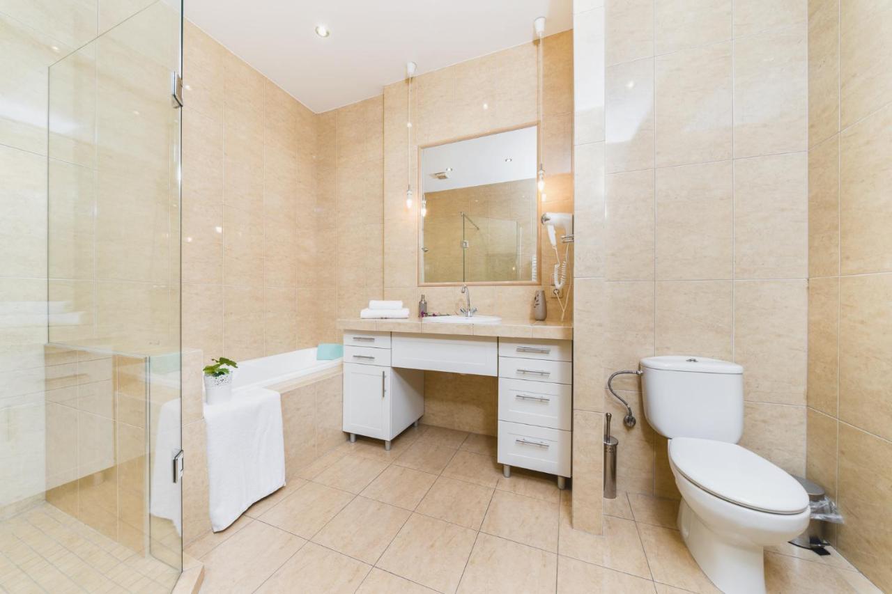 Apartamenty W Palacu Pod Baranami Krakkó Kültér fotó
